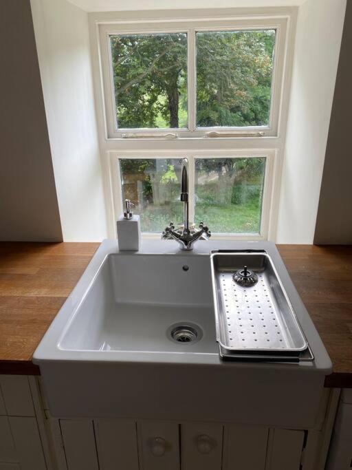 Luxury Peak District 2 Bedroom Boutique Cottage Two Dales Buitenkant foto