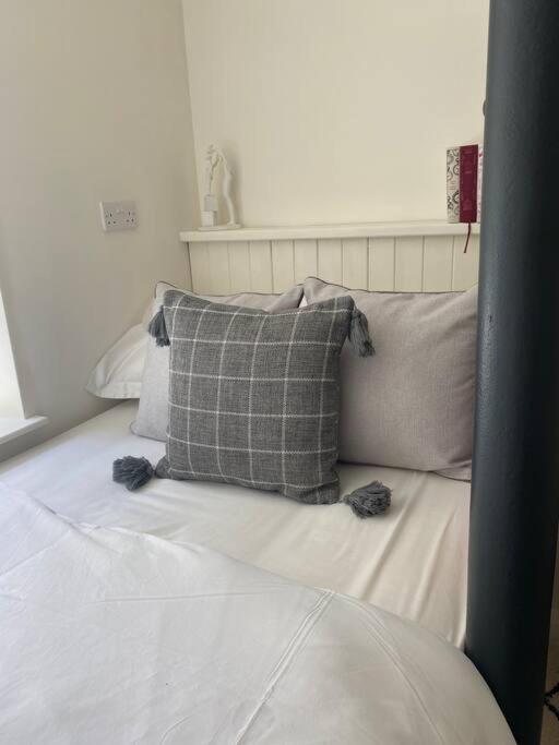 Luxury Peak District 2 Bedroom Boutique Cottage Two Dales Buitenkant foto